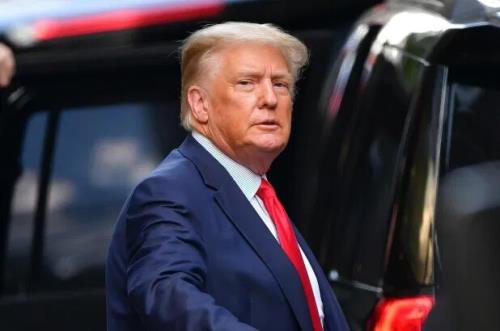 ترامپ از فیسبوك، توییتر و گوگل شكایت نمود