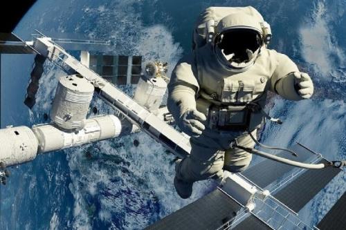 زیست فضا جایگزین طرح اعزام انسان به فضا شد