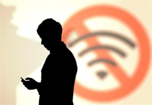 ارائه سیمکارت بدون فیلتر به توریست خارجی کاپیتولاسیون فرهنگی است