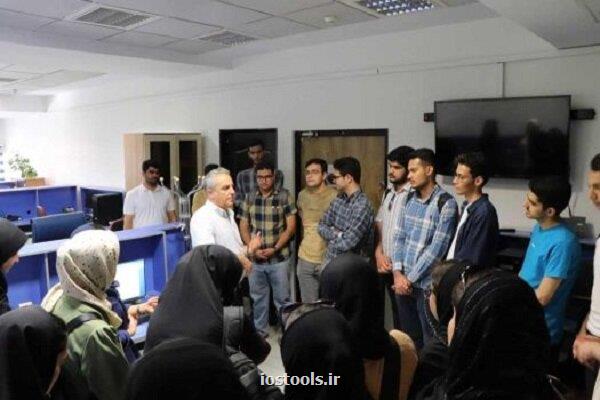 بازدید علمی دانشجویان از پژوهشگاه ارتباطات و فناوری اطلاعات